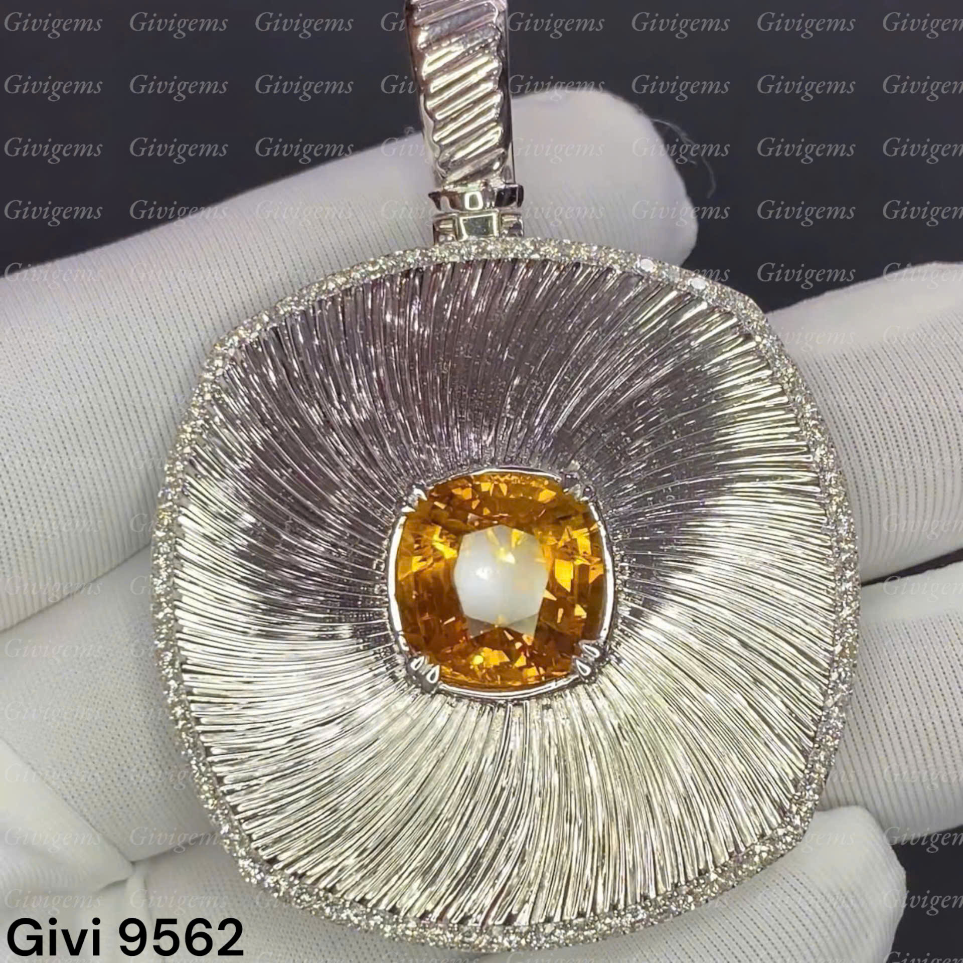 z7167733086977_35292774a194743654353de290532992