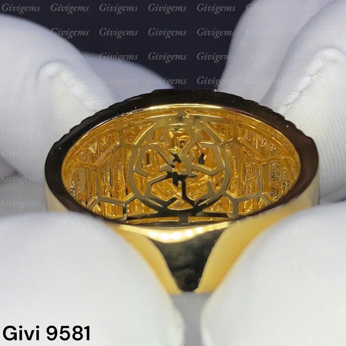 z7229748251061_063e12c2d98c0b6175ee0be35099f11f