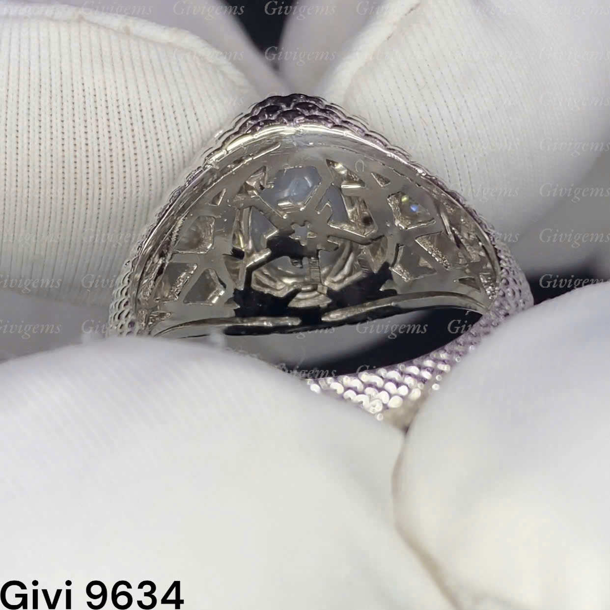 z7470219893639_f6dc16711b25dc3e1778de9964ea7b6a